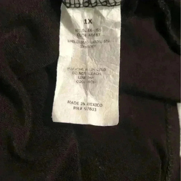 Green Envelope LA Women’s 1X Black Pin Tucked Sleeveless Blouse Sheer Top - Picture 6 of 6